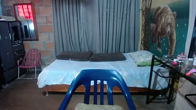 mom son dirty online show from June 12, 2026, 1:32 pm
