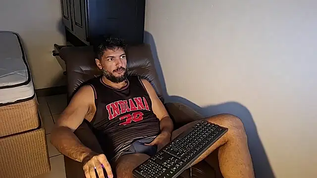 LUH133 online show from July 8, 2026, 4:44 pm