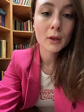 Dina Tease online show from June 3, 2026, 11:24 am