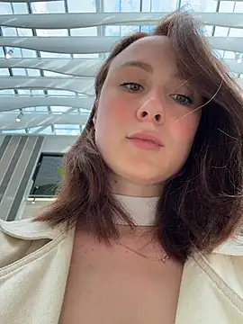 Dina Tease online show from June 30, 2026, 11:11 am
