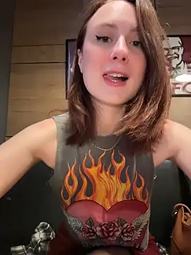 Dina Tease online show from July 6, 2026, 8:22 am