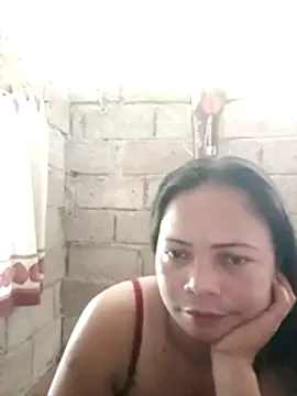 880HOT online show from June 16, 2026, 3:20 am