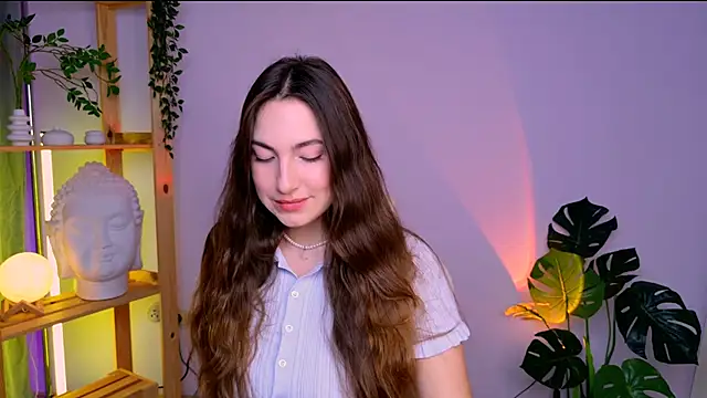 MelissaLovvv online show from July 15, 2026, 3:56 am