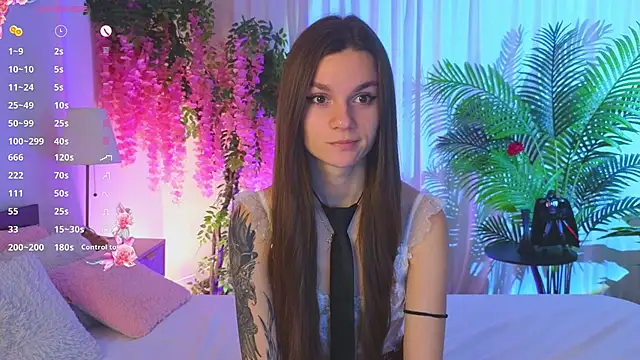 Snapshot of EvaHair chatting on July 17, 2026, 7:19 pm EvaHair online show from July 17, 2026, 7:19 pm