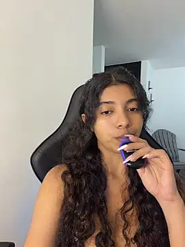 viktorya xue online show from July 24, 2026, 5:49 am