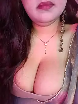 Suhanakhan00 online show from July 18, 2026, 9:02 am