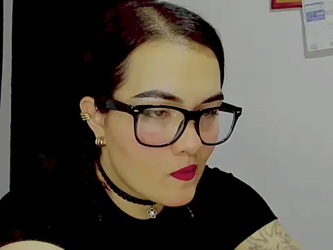 Babe-sofi online show from June 28, 2026, 2:50 am