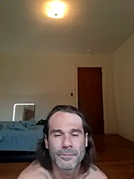 catalpaworm08 online show from July 5, 2026, 11:12 pm
