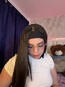 IsabellaAnngel online show from July 23, 2026, 3:15 am