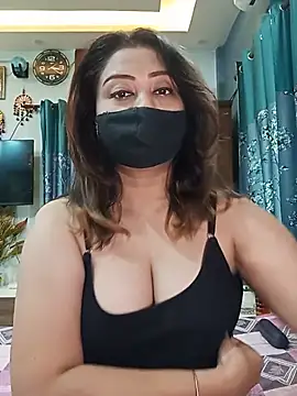 Snapshot of Cute-mona chatting on July 24, 2026, 9:51 am Cute-mona online show from July 24, 2026, 9:51 am