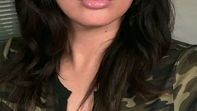 xprettysmilex online show from July 6, 2026, 9:17 pm