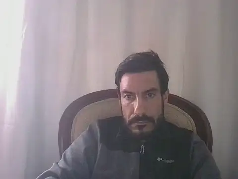 elkike1980 online show from June 25, 2026, 3:05 pm