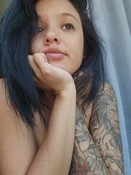 LorenRosse online show from July 26, 2026, 2:42 am