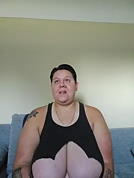 DevilDahm online show from August 9, 2026, 11:37 am