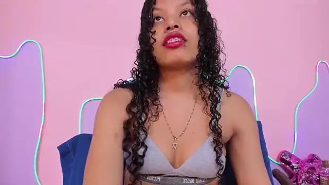 Mingie Rouse online show from June 10, 2026, 3:07 am