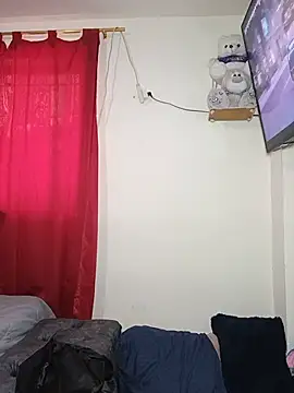 ariellth online show from August 5, 2026, 8:11 pm
