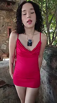 sweet outdoor charm online show from June 20, 2026, 3:26 pm