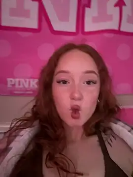 gingerbabe18 online show from June 27, 2026, 10:37 pm