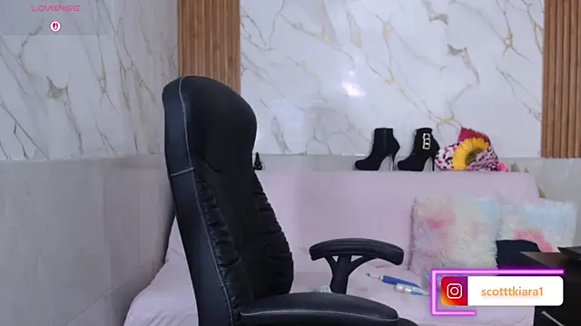 kiara scottt online show from June 27, 2026, 12:22 pm