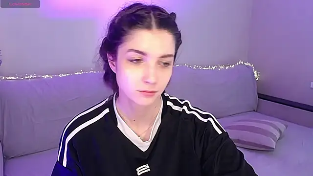 Abigail Wills online show from July 25, 2026, 12:03 pm