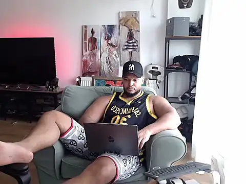 1LordKingsley online show from July 16, 2026, 4:18 am