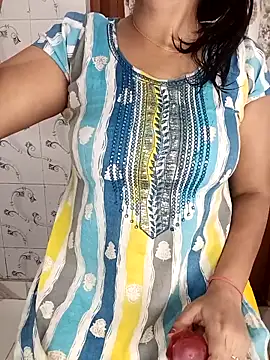 EeshaBhabi online show from May 9, 2026, 11:37 am