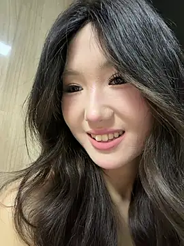 xyebobs online show from July 6, 2026, 4:20 pm
