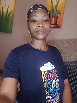 Snapshot of NunuBerry16 chatting on July 17, 2026, 5:18 pm NunuBerry16 online show from July 17, 2026, 5:18 pm