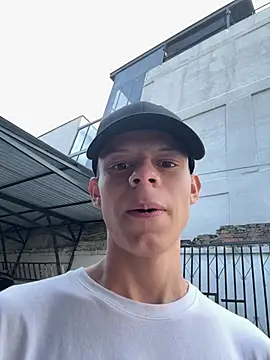 Daddyrich 632 online show from July 10, 2026, 12:08 pm