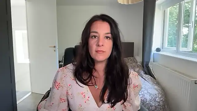 flatwhite0 online show from July 29, 2026, 1:31 pm