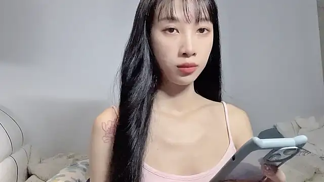 Lili-2 online show from July 4, 2026, 4:46 pm