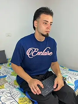 MattDevon online show from July 24, 2026, 2:20 am