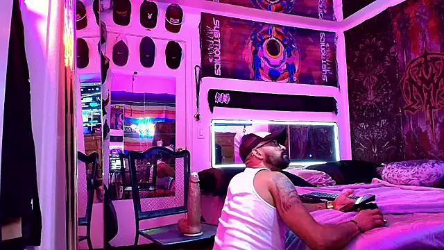 HORNYMEXDAD online show from December 3, 2024, 9:55 am
