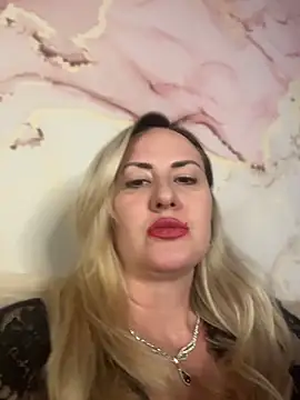 LanaShockk online show from July 18, 2026, 8:12 pm