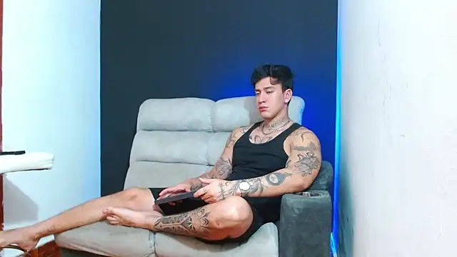Snapshot of JUSTIN_FULLER1 chatting on June 11, 2026, 3:32 pm JUSTIN FULLER1 online show from June 11, 2026, 3:32 pm