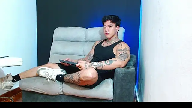 Snapshot of JUSTIN_FULLER1 chatting on June 17, 2026, 8:54 pm JUSTIN FULLER1 online show from June 17, 2026, 8:54 pm