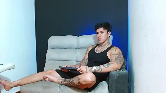 Snapshot of JUSTIN_FULLER1 chatting on June 28, 2026, 11:33 pm JUSTIN FULLER1 online show from June 28, 2026, 11:33 pm