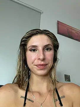 emma05 online show from July 17, 2026, 6:57 pm