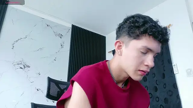 Noah tyler  online show from July 31, 2026, 7:24 pm