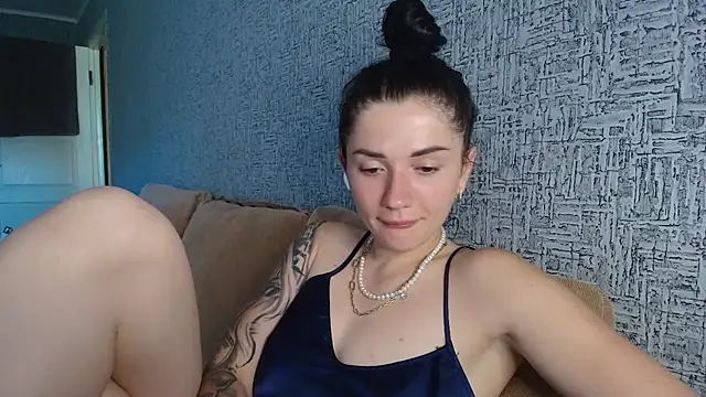 Liana diva online show from June 29, 2026, 12:05 pm