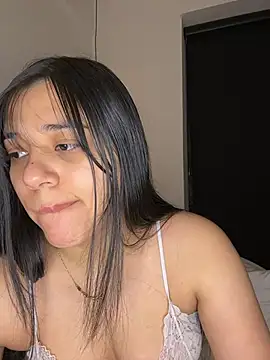 floriamANDjazmin online show from August 6, 2026, 3:08 am