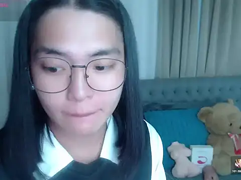 zhaviahale21 online show from July 4, 2026, 10:05 pm