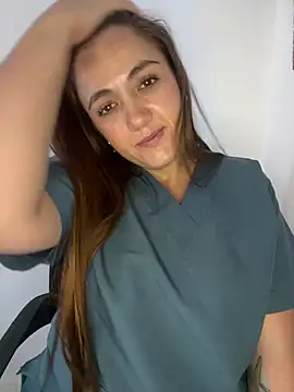 Shianrose online show from May 6, 2026, 8:36 pm