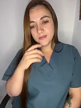 Shianrose online show from May 11, 2026, 8:50 pm