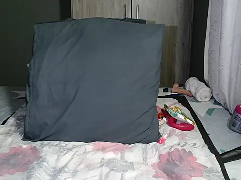 WetwetPussy31 online show from July 15, 2026, 4:07 am