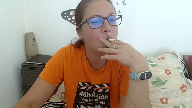 LadyHellene online show from July 23, 2026, 6:22 am