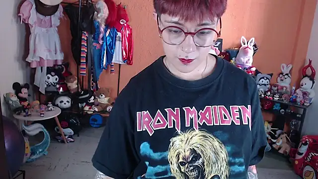MissMiia2 online show from July 14, 2026, 8:36 pm