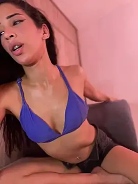 Nicole cute1 online show from May 17, 2026, 8:16 pm