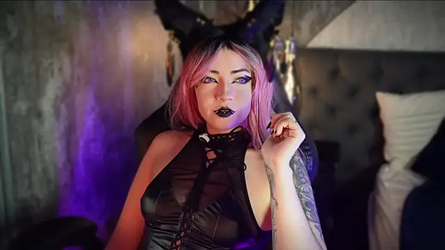 Aylen darkmoor online show from June 24, 2026, 6:40 pm