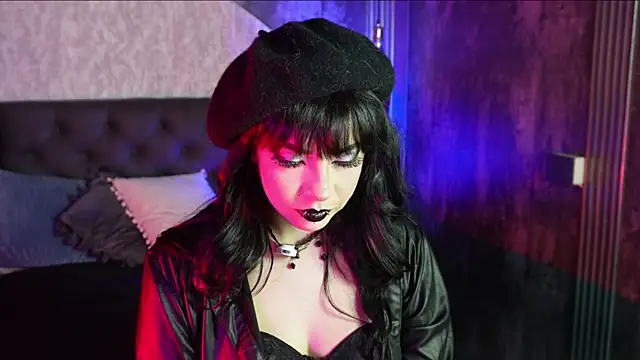 Aylen darkmoor online show from July 7, 2026, 5:06 pm